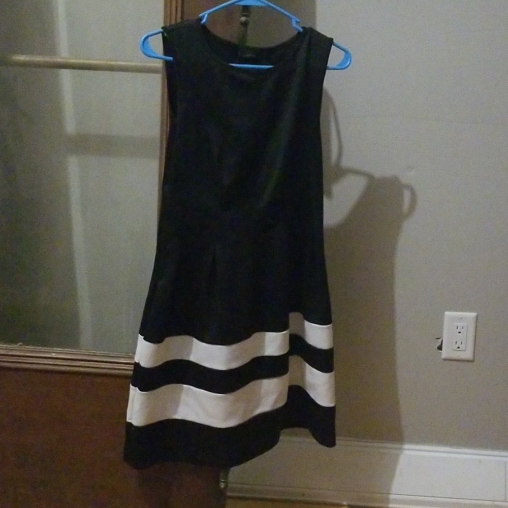 Apt. 9 dress